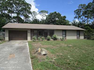 427 NW Frankford Avenue Palm Bay, FL 32907