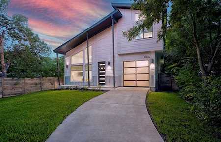 5511 Woodrow Ave #2 Austin, TX 78756