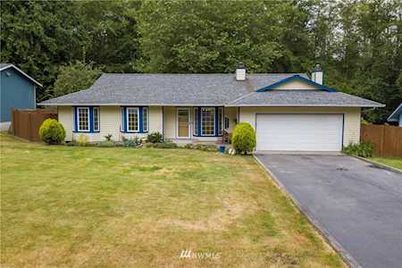 24425 Madura Dr NE Kingston, WA 98346