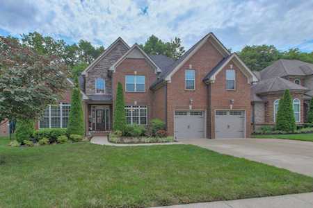 8032 Fenwick Ln Spring Hill, TN 37174