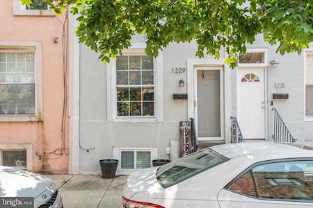 1229 S Bonsall St Philadelphia, PA 19146