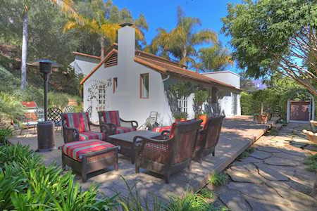 1274 Eleven Oaks Ln Santa Barbara, CA 93108