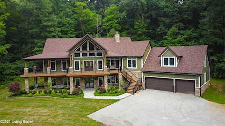 210 Big Country E Shepherdsville, KY 40165