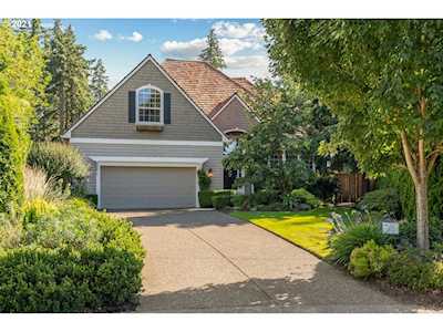 12817 Adrian Ct Lake Oswego, OR 97034