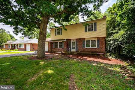 2 White Oak Rd Wilmington, DE 19809
