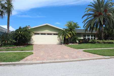 3920 Doral Dr Tampa, FL 33634