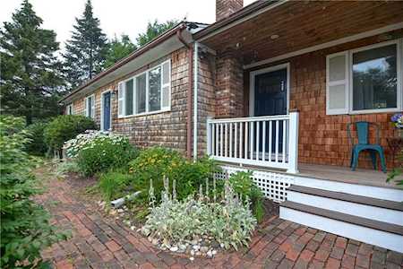 131 Bedford Dr South Kingstown, RI 02879
