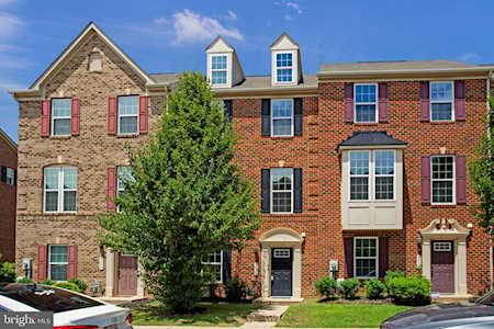 5556 Peanuts Ln Waldorf, MD 20602