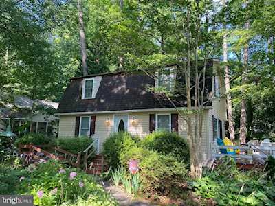158 Sandyhook Rd Ocean Pines, MD 21811
