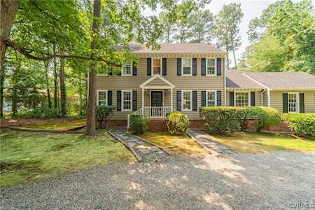 8905 Derbyshire Rd Henrico, VA 23229