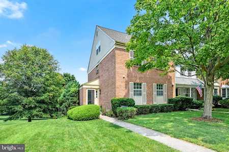 213 Castletown Rd Lutherville Timonium, MD 21093