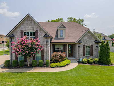 2734 Wynthrope Hall Dr Murfreesboro, TN 37129