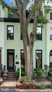 107 13th St SE Washington, DC 20003