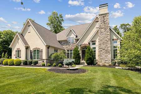 2118 Woodland Hall Drive Delaware, OH 43015