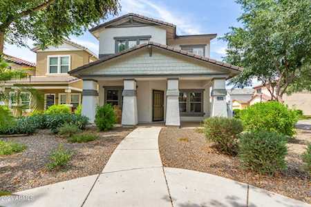 1447 S Kadota Drive Gilbert, AZ 85296