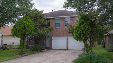 826 Regional Park Dr Houston, TX 77060
