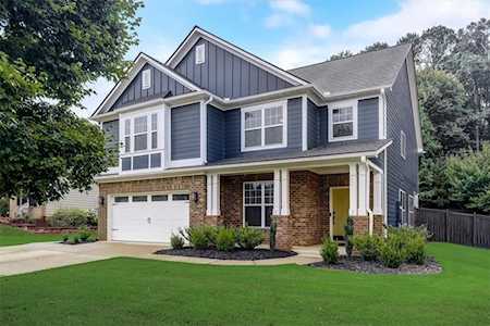 812 Cotton Creek Dr Canton, GA 30115