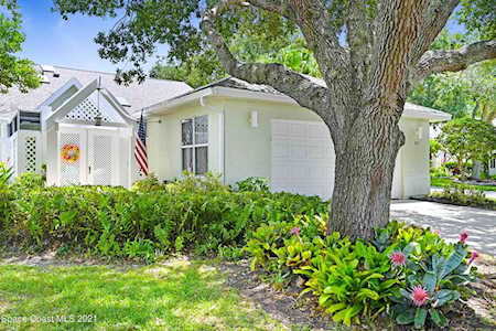 827 Oakwood Drive Melbourne, FL 32940