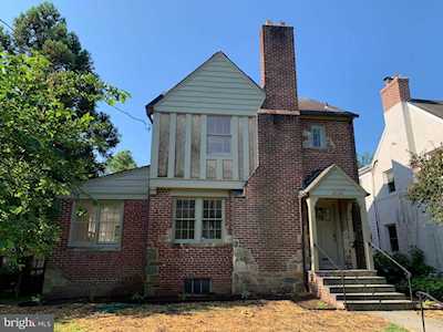 4524 Verplanck Place NW Washington, DC 20016