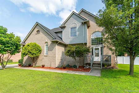 36508 Tom Brown Ct Westland, MI 48185