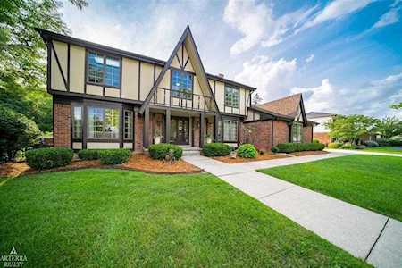 5791 Andover Troy, MI 48098