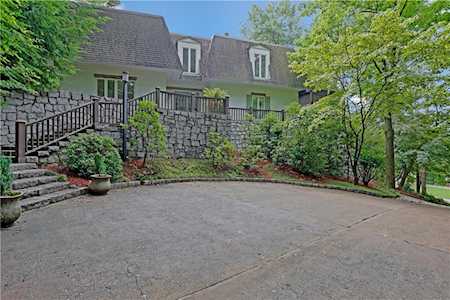 2955 Rivermeade Dr NW Atlanta, GA 30327