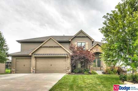 18661 Oregon Circle Elkhorn, NE 68022
