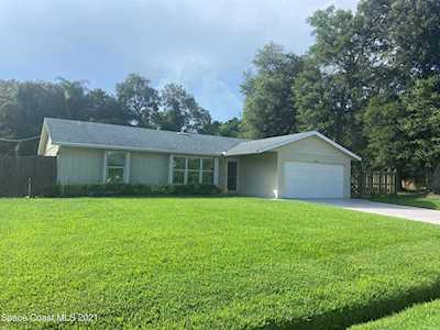 566 NE Homestead Avenue Palm Bay, FL 32907