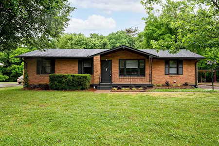 443 Janette Ave Goodlettsville, TN 37072