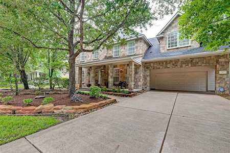 10 Tender Violet Place The Woodlands, TX 77381
