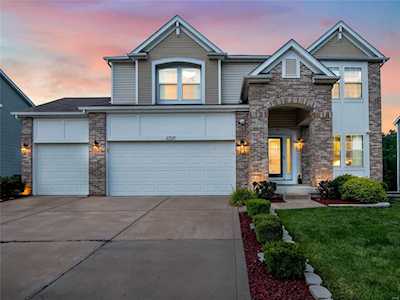 2705 Valley Brook Florissant, MO 63031