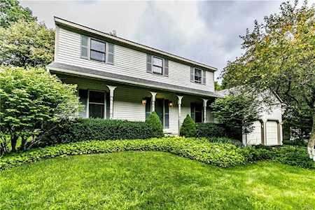 4511 Lamplighter Ln Manlius, NY 13104