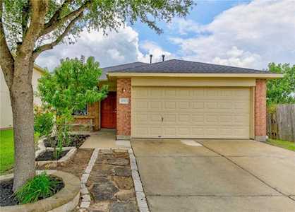 6712 Savanna Canyon DR Del Valle, TX 78617