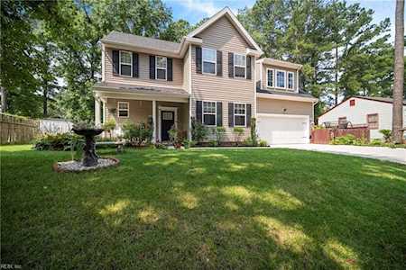 807 Bowling Green Trl Chesapeake, VA 23320