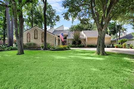 6123 Coral Ridge Rd Houston, TX 77069