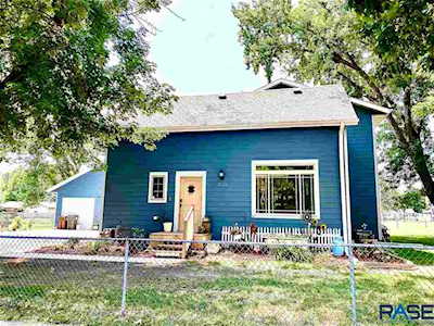 3005 S Hawthorne Ave Sioux Falls, SD 57105