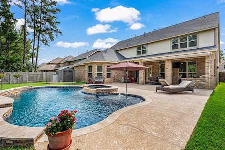 30731 Raleigh Creek Dr Tomball, TX 77375