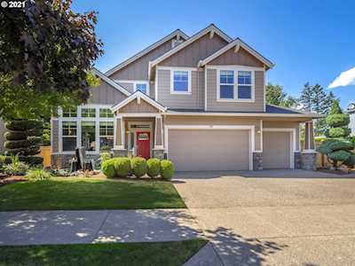 319 Greenlink Way Newberg, OR 97132