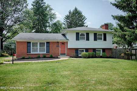 2612 Hounz Ln Louisville, KY 40223