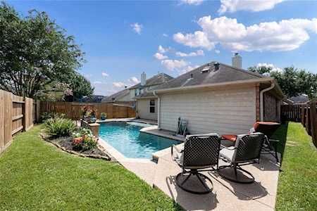 2705 Hidden Bay Ct Pearland, TX 77584
