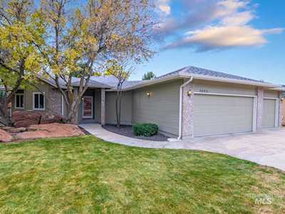3255 E Red Stone Drive Boise, ID 83712