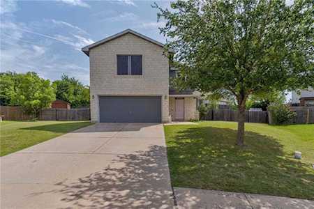 109 Pebble Creek LN Buda, TX 78610