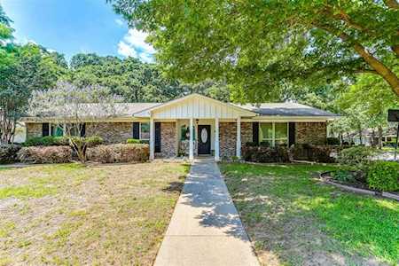 2804 Columbine Drive Grapevine, TX 76051