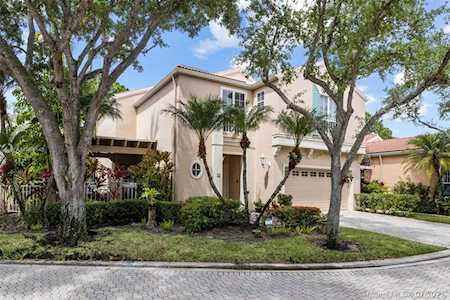 38 Via Del Corso Palm Beach Gardens, FL 33418