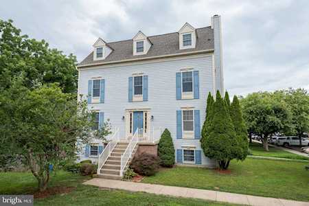 34 Steeple Ct Germantown, MD 20874