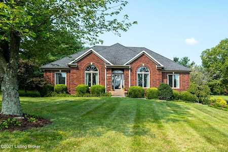 4602 Sunny Hill Dr Crestwood, KY 40014