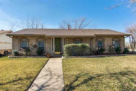 820 Rainbow Trail Grapevine, TX 76051