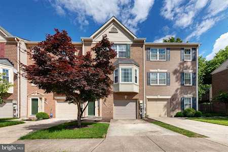 3827 Early Glow Ln Bowie, MD 20716