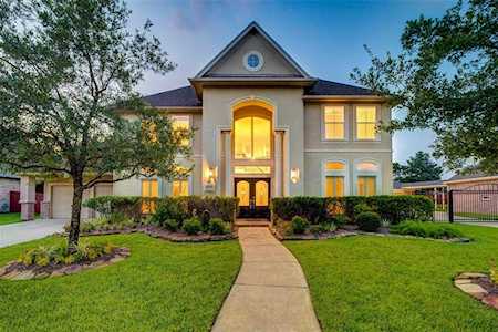6115 Saratoga Springs Ln Houston, TX 77041