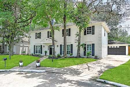 702 Bison Dr Houston, TX 77079